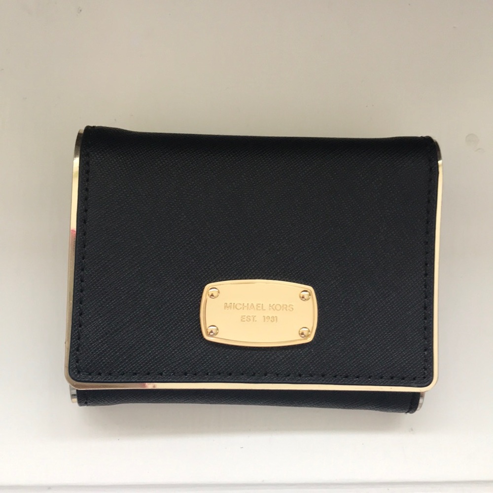 NWOT Michael Kors wallet